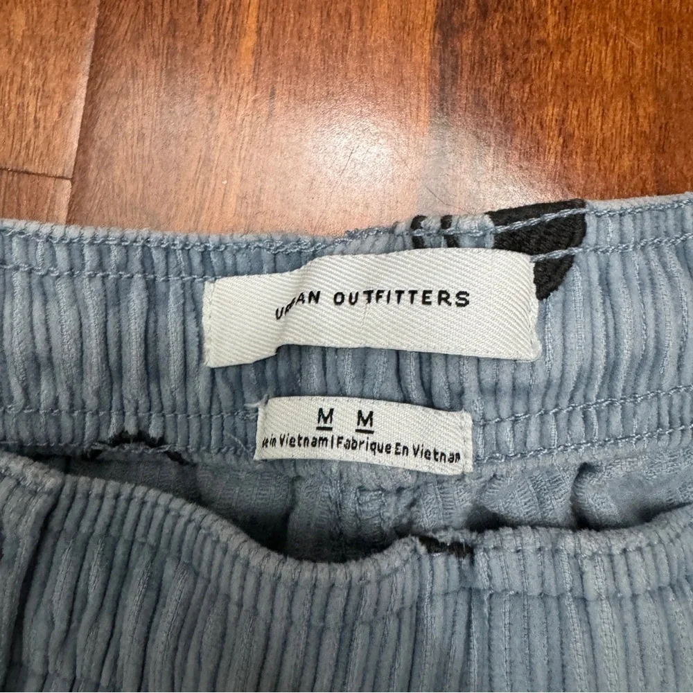 Urban Outfitters Yin Yang Smiley Face Corduroy Pants Drawstring Size Medium - Picture 6 of 10